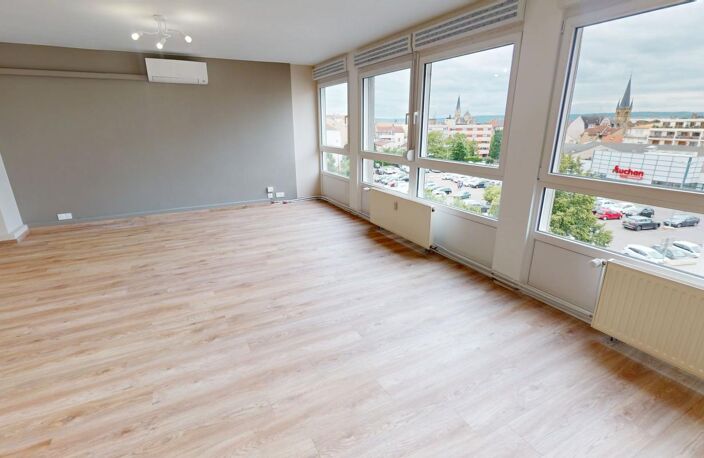Appartement F5, dernier étage rénové, garages ! — photo 5