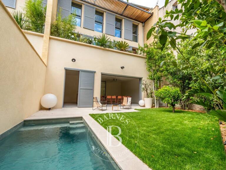 CENTRE-VILLE AIX-EN-PROVENCE – MAISON DE VILLE 230 M² – 4 CHAMBR — photo 1