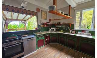 Maison 12 Pièces 234 m² à vendre à Bouillante (97125)