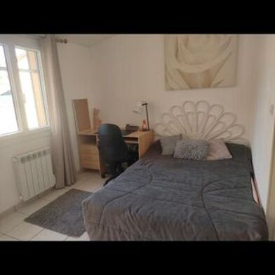 Appartement 1 pièces 460 €