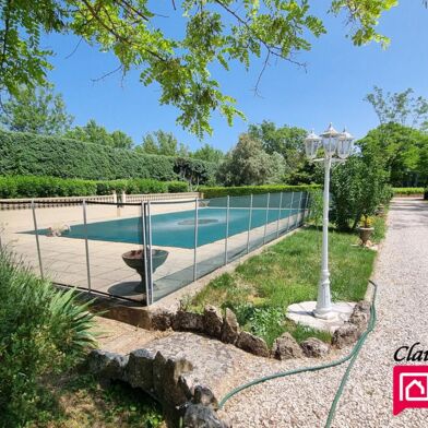 Maison 9 pièces 499000 €