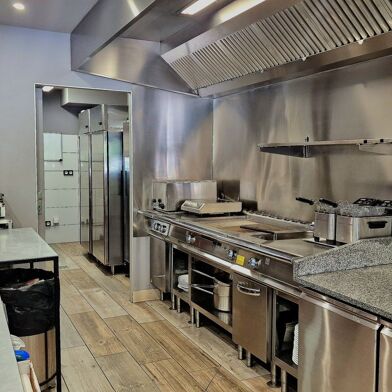 Commerce  125000 €