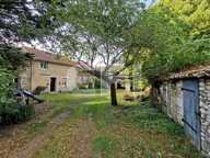 8074 : Belle longère en pierre et tuiles de 192 m² avec 175 m? — photo 2