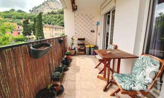 Appartement 5 Pièces 101 m² à vendre à Saint-André-de-la-Roche (06730)