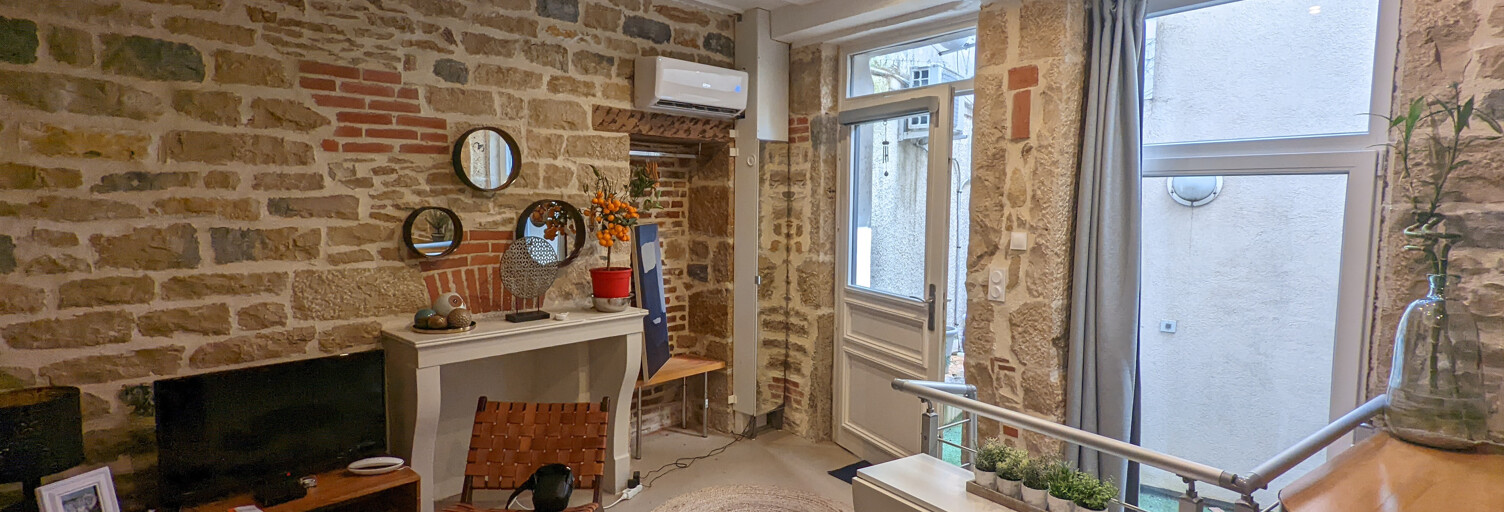 Immeuble  162 m² à vendre à Dijon (21000)