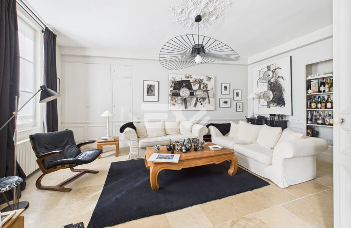 Jolie Maison Familiale avec Dépendances, Piscine et Jardin, à Proximité de Toutes Commodités — photo 4