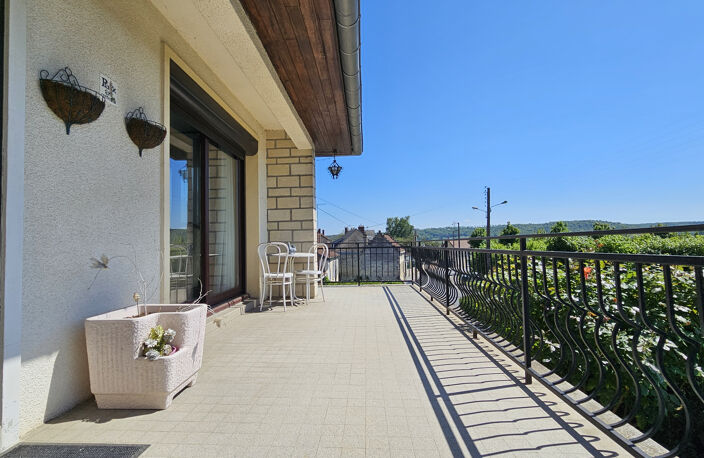 Vente maison 4 pièces 134 m² Vailly-sur-Aisne (02370) — photo 3