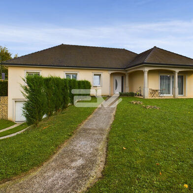 Maison 7 pièces 399000 €