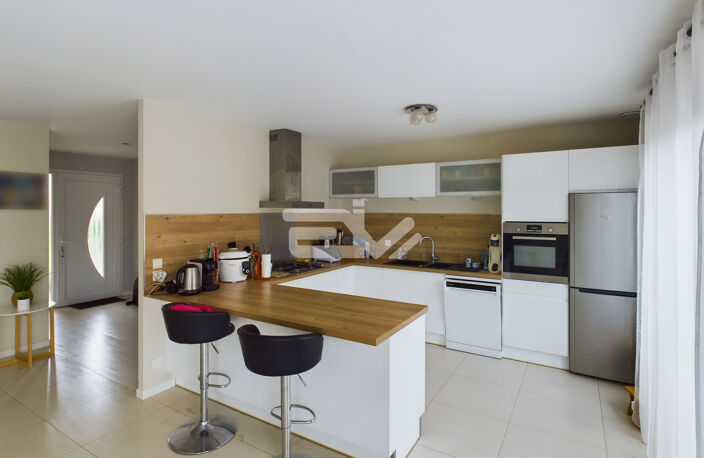 PAVILLON SUR SOUS-SOL COMPLET ET CONFORT DE PLAIN PIED — photo 4