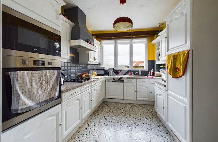 Maison de maître en proximité direct de fismes avec vue campagne — photo 5