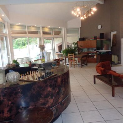 Maison 6 pièces 382000 €