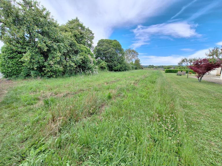 Terrain constructible 1625 m² — photo 1
