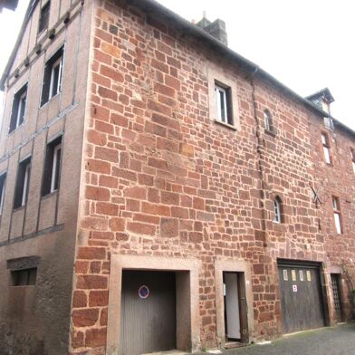 Maison 6 pièces 150000 €