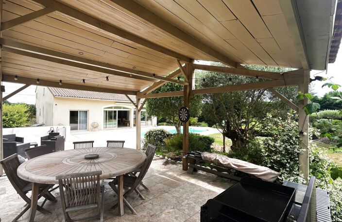 Villa Contemporaine avec Piscine, Ambarès-et-Lagrave - Borde — photo 3