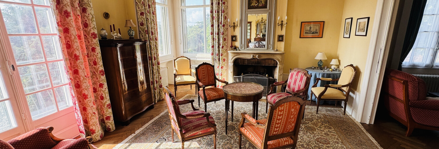 Maison 10 Pièces 293 m² à vendre à Poitiers (86000)