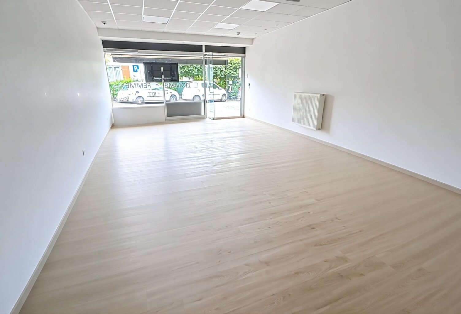 Opportunité Business : Local de 54 m² Climatisé ! — photo 1