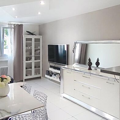 Appartement 3 pièces 82000 €