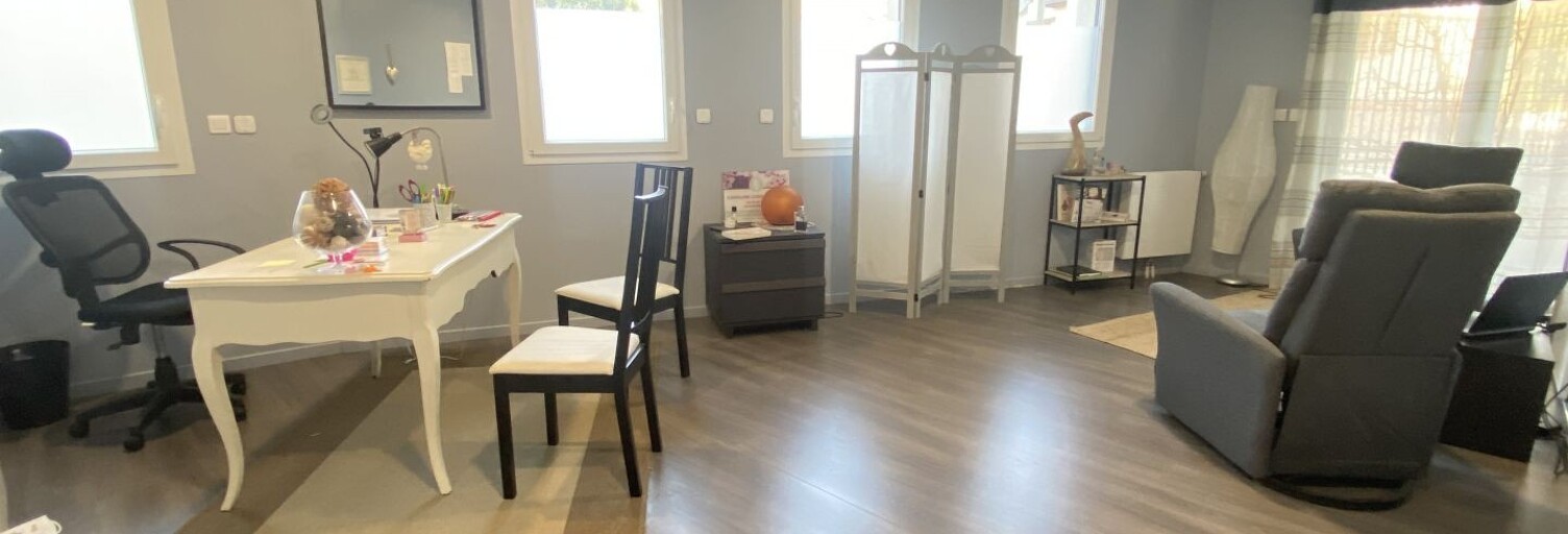 Commerce  24 m² à louer à Dury (80480)