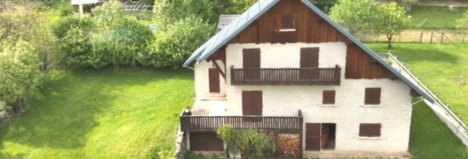 Maison 6 Pièces 221 m² à vendre à Auris (38142)