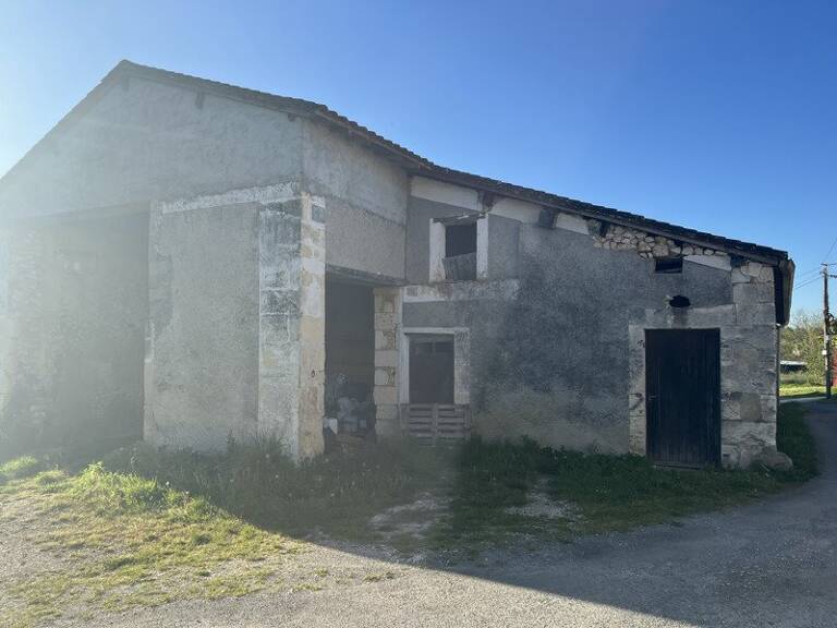 Ferme (tte) de 6 pièces principales — photo 1