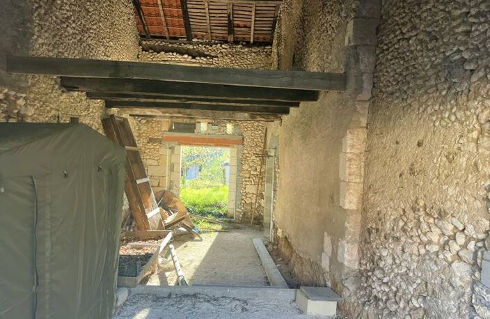 Ferme (tte) de 6 pièces principales — photo 3