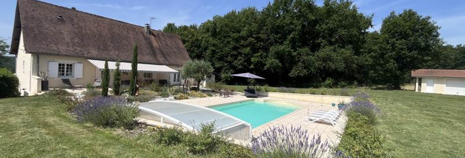 Maison 10 Pièces 181 m² à vendre à Bassillac (24330)