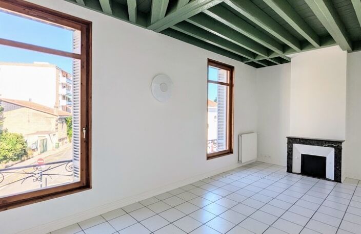 Vente appartement 2 pièces 52 m² Bordeaux (33100) — photo 2
