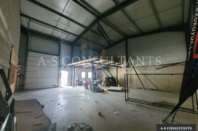 Local industriel  1200 €