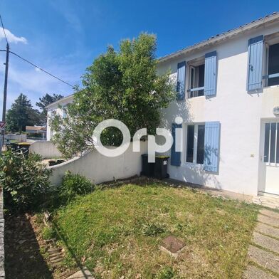 Appartement 3 pièces 237700 €