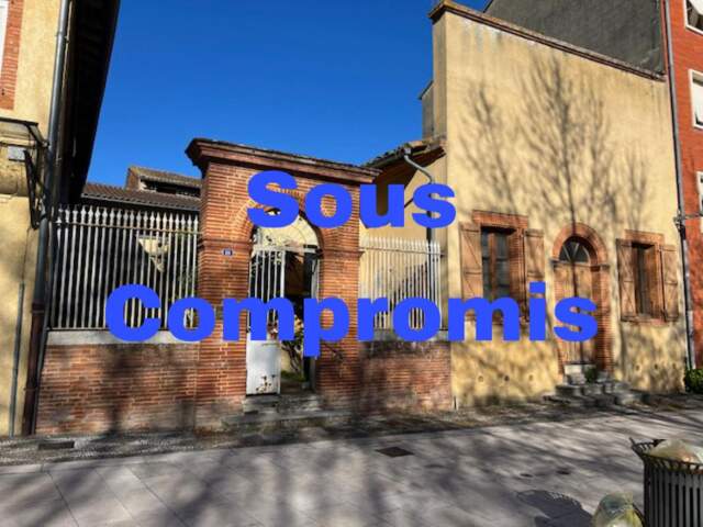Immeuble divisé en 4 lots — photo du bien