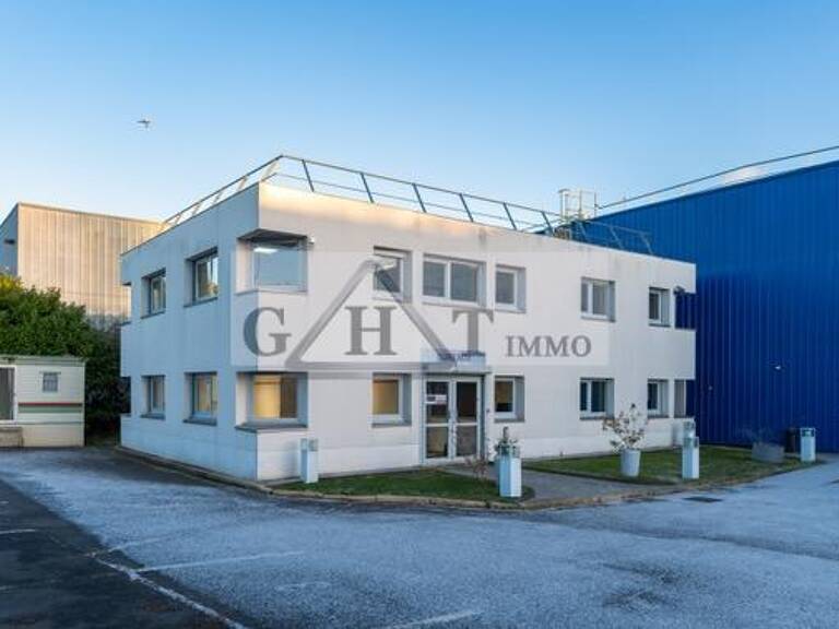 BATIMENT INDÉPENDANT À LOUER — photo 1