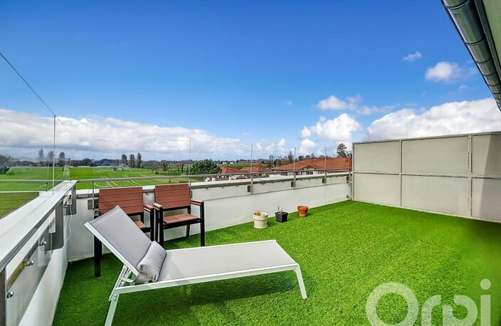 Dernier étage – Appartement traversant de 96 m² avec vues panoramiques, 3 chambres, 2 terrasses et 2 garages – Vendu loué — photo 4