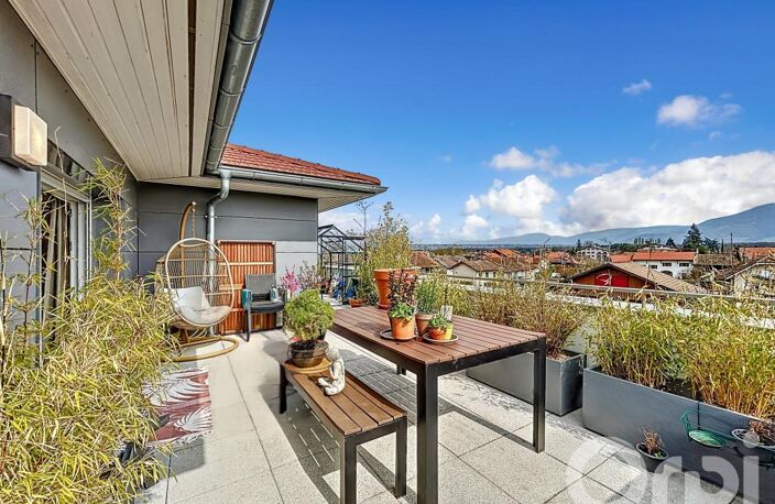 Dernier étage – Appartement traversant de 96 m² avec vues panoramiques, 3 chambres, 2 terrasses et 2 garages – Vendu loué — photo 5