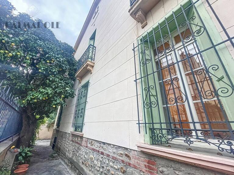 À VENDRE – Perpignan Bas Vernet – Maison de ville de caractère avec caves — photo 1