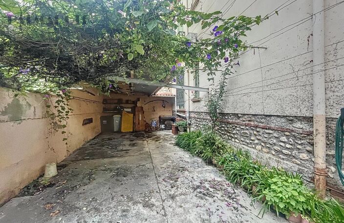À VENDRE – Perpignan Bas Vernet – Maison de ville de caractère avec caves — photo 2