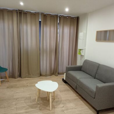 Appartement 2 pièces 895 €