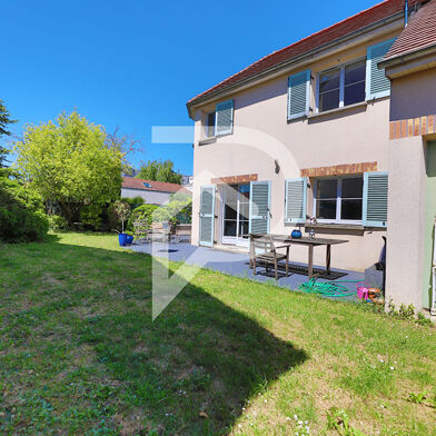 Maison 7 pièces 850000 €