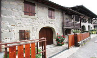 Maison 8 Pièces 189 m² à louer à Viry (74580)