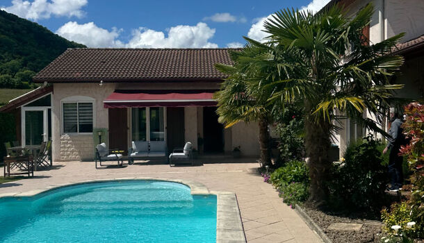 Villa / Maison 7 pièces  à vendre Voiron 38500