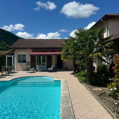 Maison 7 pièces 550000 €