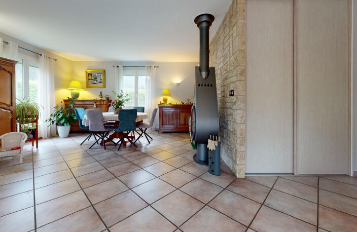 Maison T7 de 141 m² - Voiron (38) — photo 2
