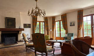 Maison 8 Pièces 185 m² à vendre à Rieupeyroux (12240)