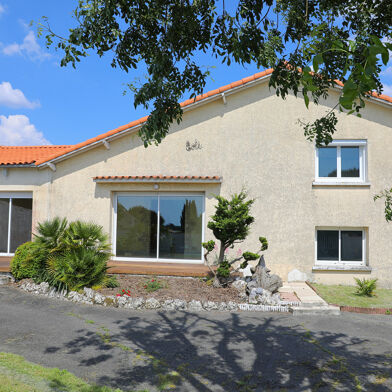 Maison 5 pièces 328600 €