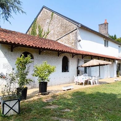 Maison 9 pièces 270000 €