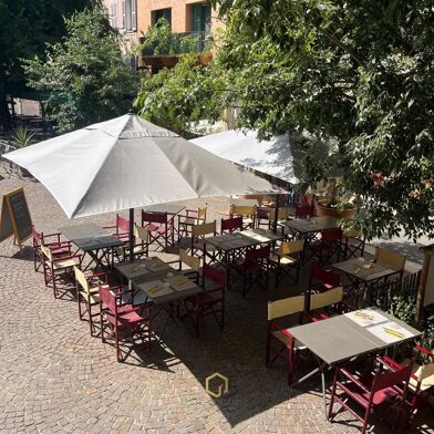 Commerce  199000 €