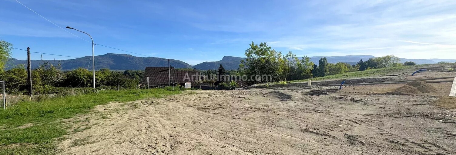Terrain  547 m² à vendre à Les Avenières Veyrins-Thuellin (38630)