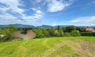 Terrain  707 m² à vendre à Les Avenières Veyrins-Thuellin (38630)