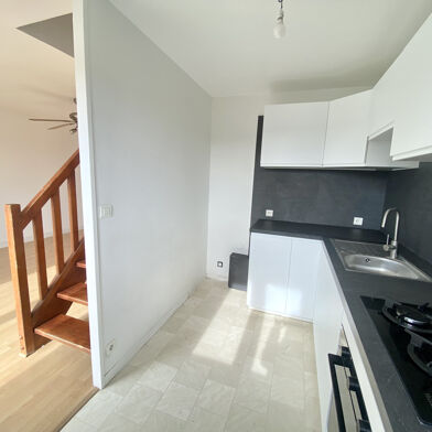 Appartement 4 pièces 950 €