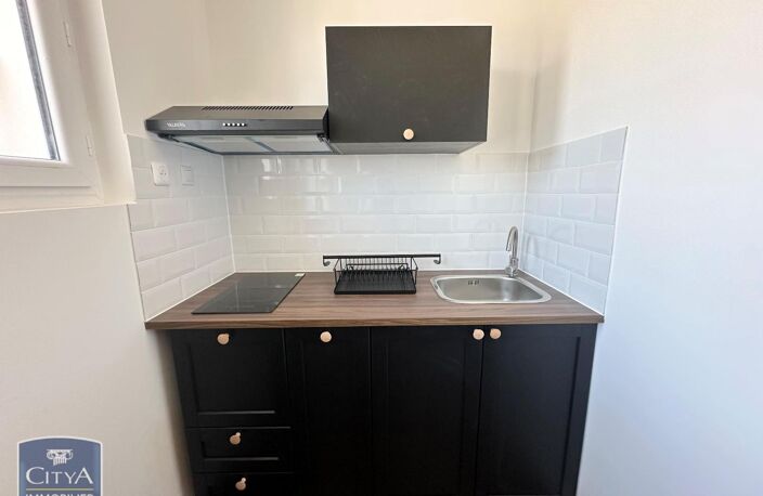 Location appartement 1 pièce 21 m² à Tours (37000) — photo 2
