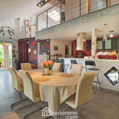 Maison 4 pièces 205000 €